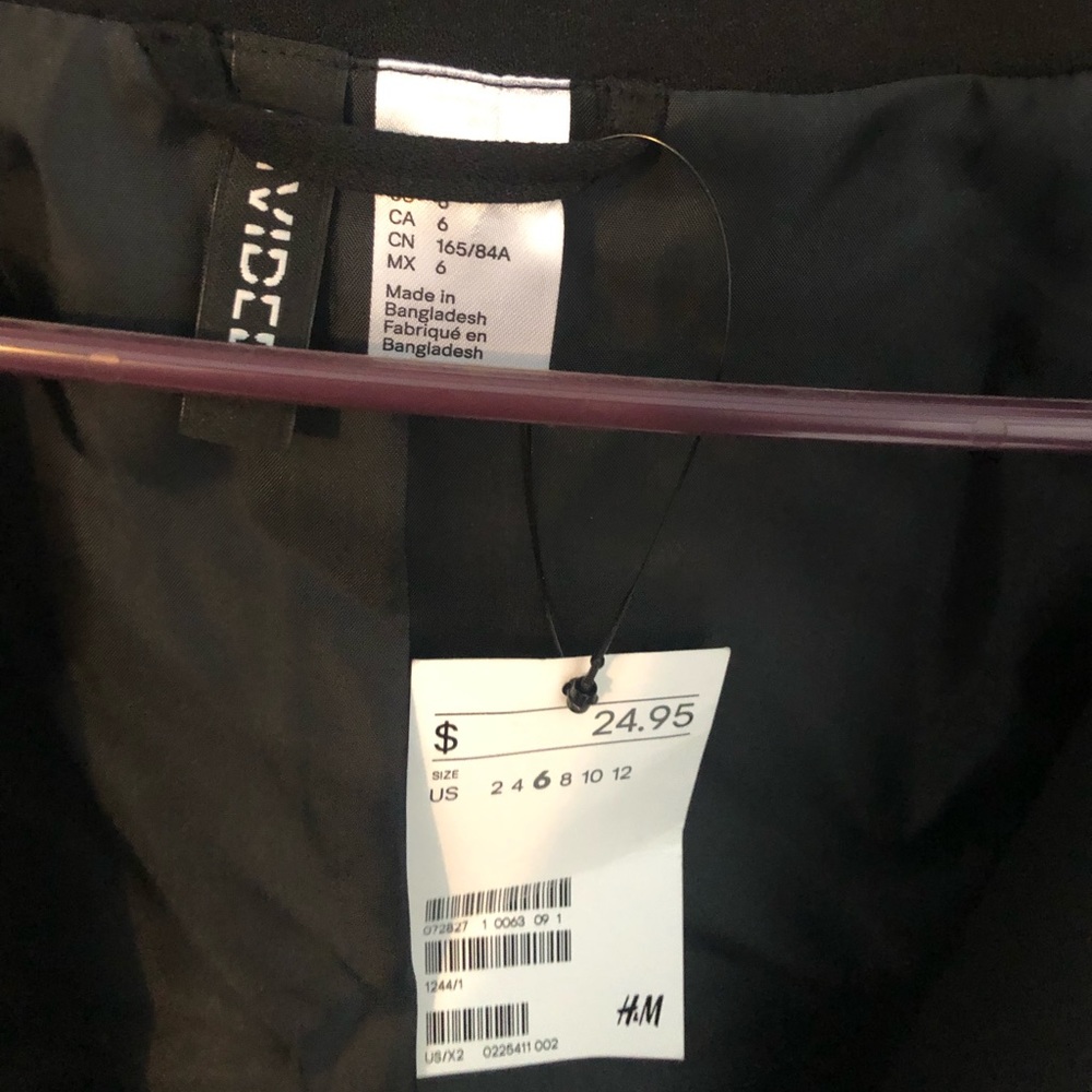 Brand new with tag black h&m blazer